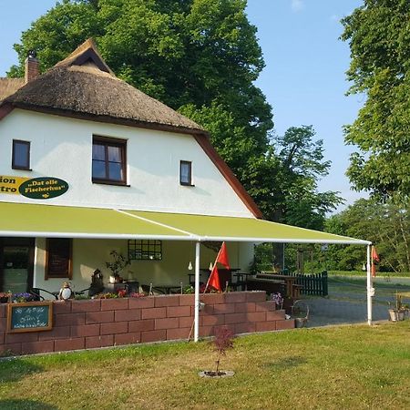 Pension Und Bistro" Dat Olle Fischerhus" Hotel Ralswiek Buitenkant foto